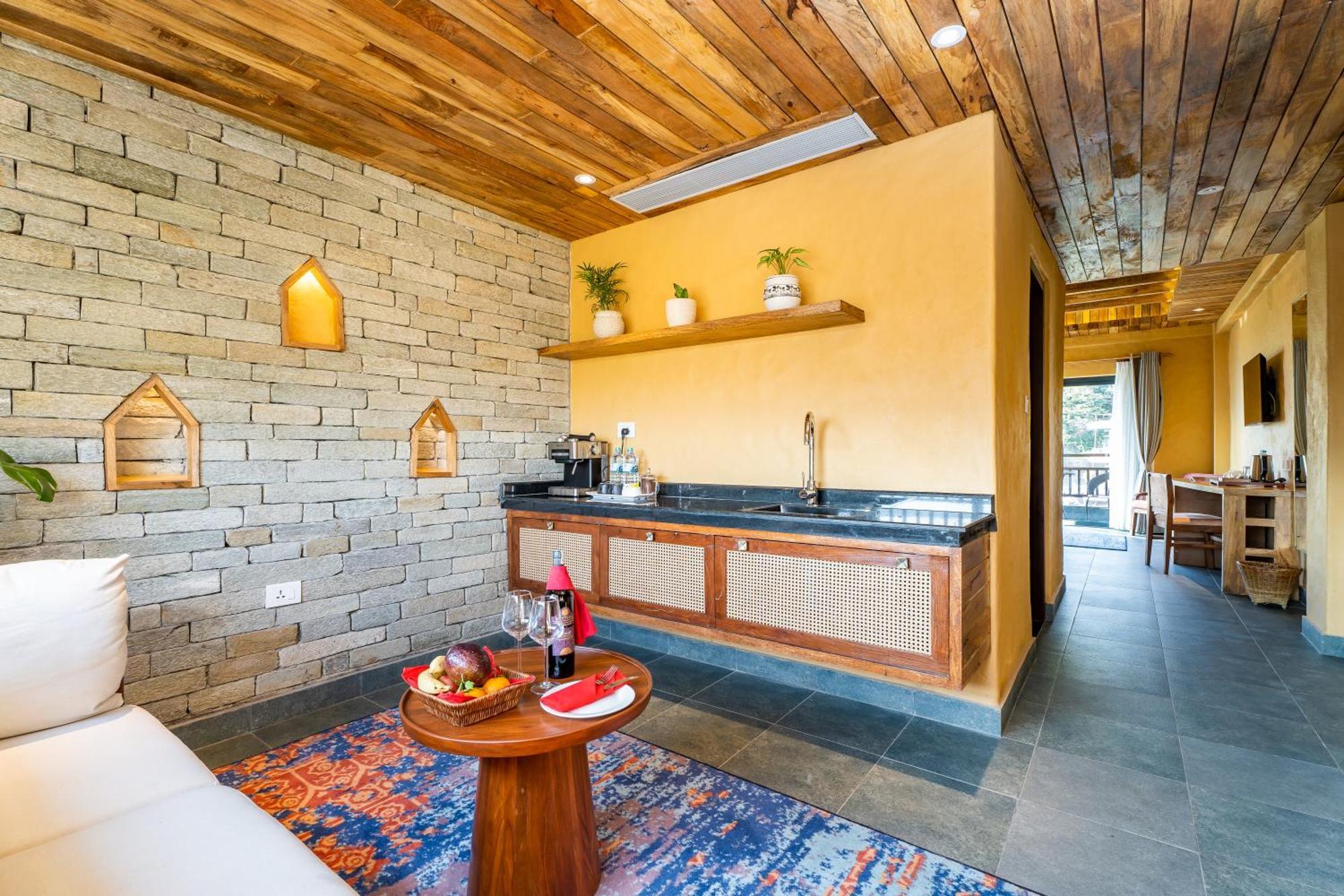 Bar Peepal Resort Pókhara Exteriér fotografie A kitchen in a hotel